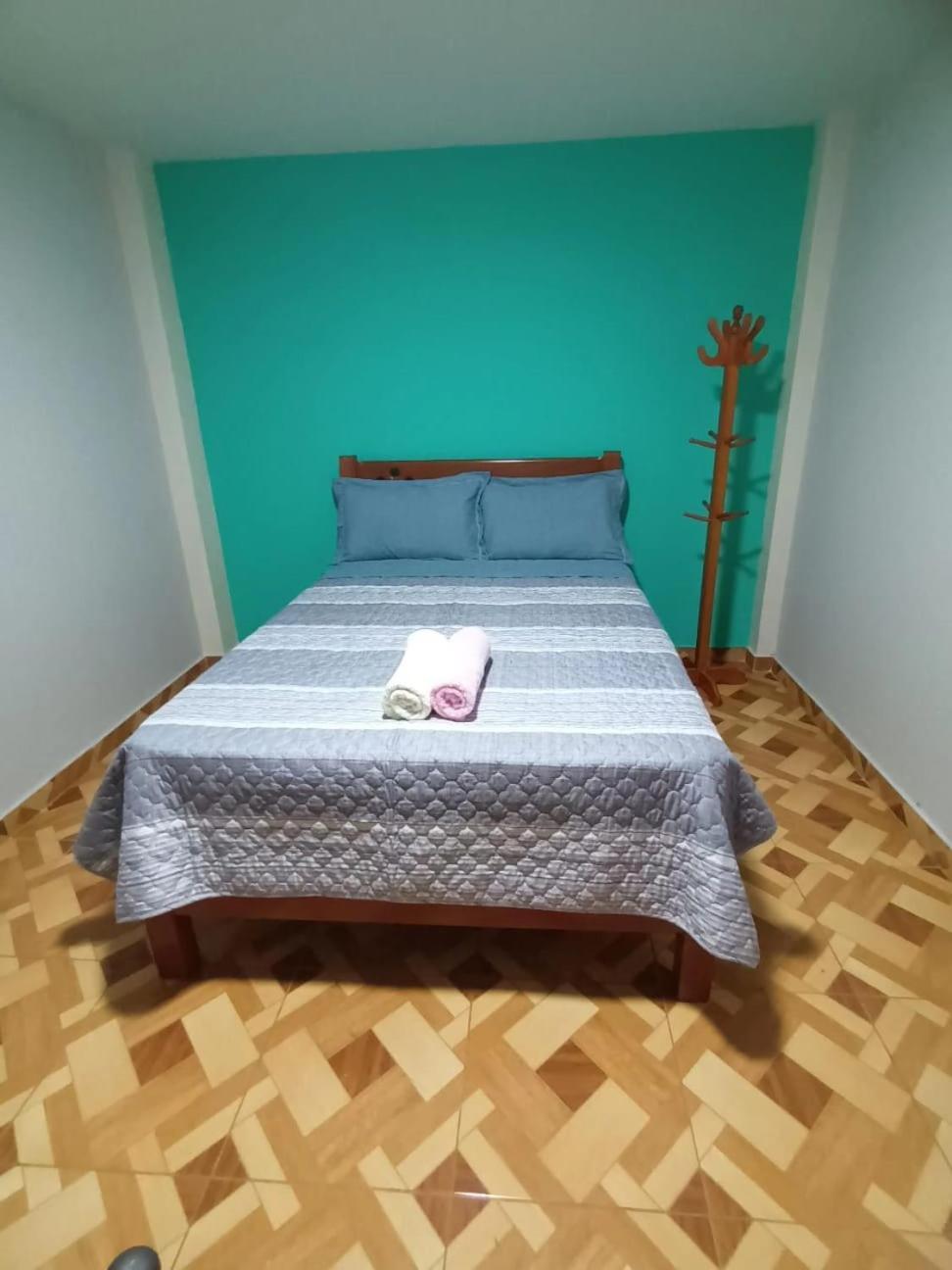 Right Across From The Airport - Free Shuttle - A Y J Familia Apartment Lima Ngoại thất bức ảnh
