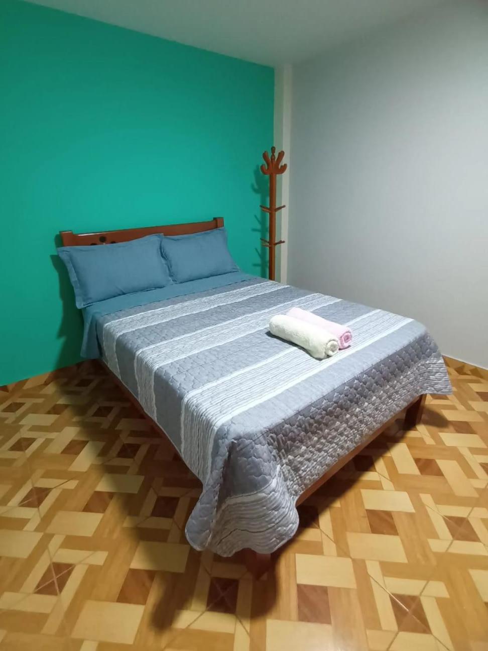 Right Across From The Airport - Free Shuttle - A Y J Familia Apartment Lima Ngoại thất bức ảnh