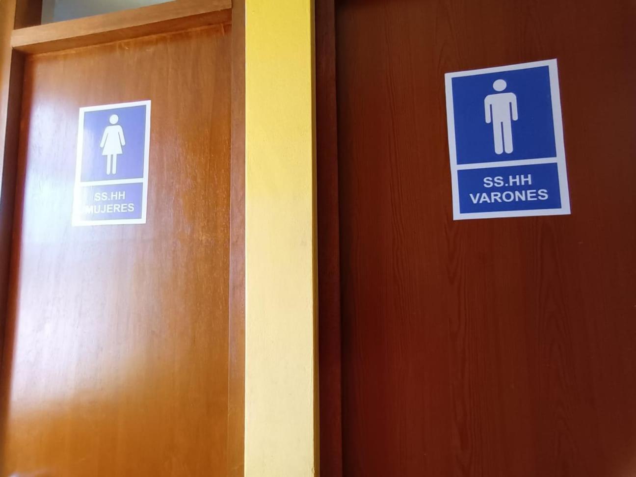 Right Across From The Airport - Free Shuttle - A Y J Familia Apartment Lima Phòng bức ảnh