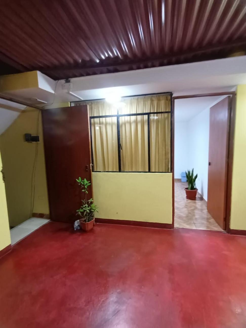 Right Across From The Airport - Free Shuttle - A Y J Familia Apartment Lima Ngoại thất bức ảnh