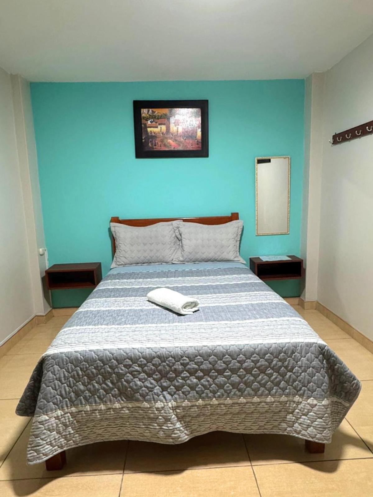 Right Across From The Airport - Free Shuttle - A Y J Familia Apartment Lima Ngoại thất bức ảnh